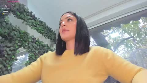 lexi_storm online show from November 9, 2025, 6:33 am