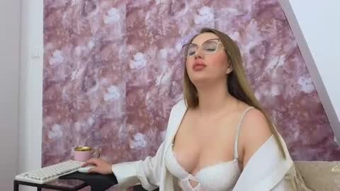 LEXXY online show from January 16, 2025, 5:32 am