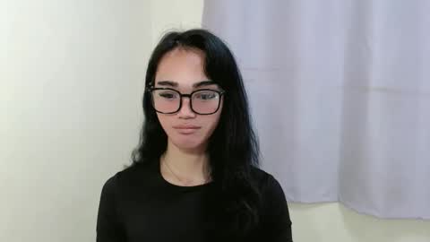 lexibabe_ online show from October 26, 2025, 6:03 pm