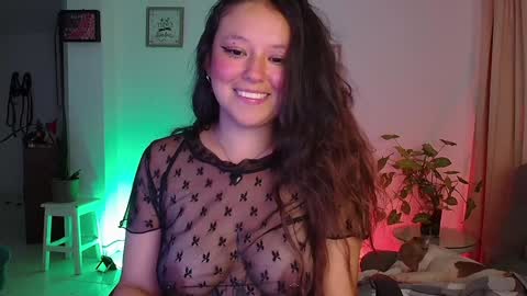 Lexie Thompson   8pm  0000am -5 online show from December 23, 2024, 8:33 am