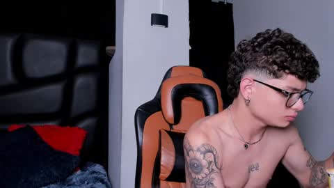 Lixie And Nte online show from January 22, 2025, 5:26 am