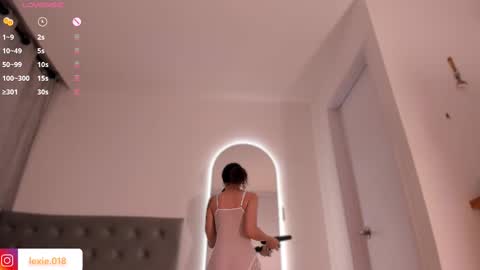 LEXIE online show from February 10, 2025, 2:41 am