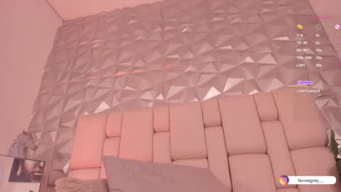 Lexie  online show from January 28, 2025, 3:14 pm