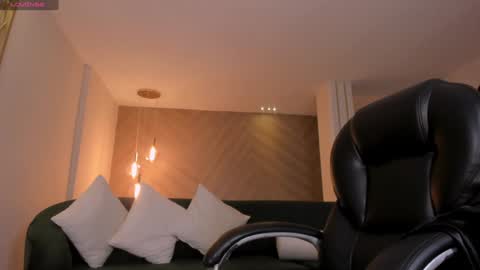 Lexie  online show from January 18, 2025, 3:49 pm