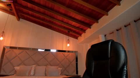 Lexie  online show from February 1, 2025, 12:29 am