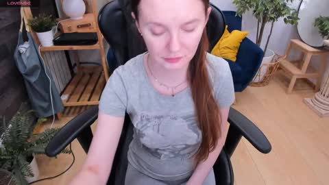 Snapshot of lexihoward chatting on March 10, 2025, 6:38 am Lexi online show from March 10, 2025, 6:38 am