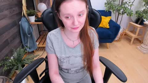 Snapshot of lexihoward chatting on March 12, 2025, 9:55 am Lexi online show from March 12, 2025, 9:55 am