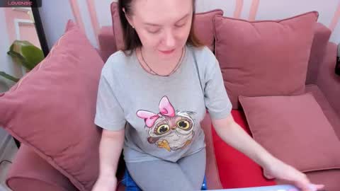 Snapshot of lexihoward chatting on October 14, 2025, 6:25 am Lexi online show from October 14, 2025, 6:25 am