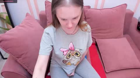 Snapshot of lexihoward chatting on October 15, 2025, 7:08 am Lexi online show from October 15, 2025, 7:08 am