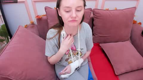 Snapshot of lexihoward chatting on October 27, 2025, 6:39 am Lexi online show from October 27, 2025, 6:39 am