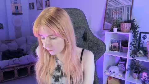 Lexi Wenford NO NUDE GODDESS online show from March 4, 2025, 8:46 am