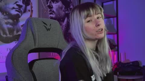 Lexi Wenford NO NUDE GODDESS online show from April 1, 2026, 2:45 am