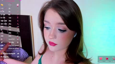 lexi miu online show from December 15, 2024, 7:53 pm