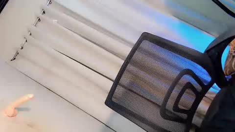 lexy_lore18 online show from September 14, 2025, 1:05 am