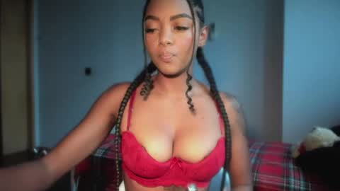 Snapshot of lexy_squirt_queen chatting on June 4, 2026, 10:32 am LEXY - Independent account online show from June 4, 2026, 10:32 am