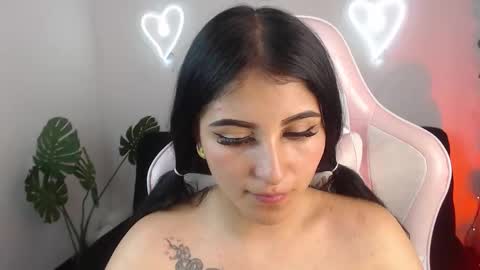 lexy_storm_18 online show from October 16, 2025, 9:05 pm