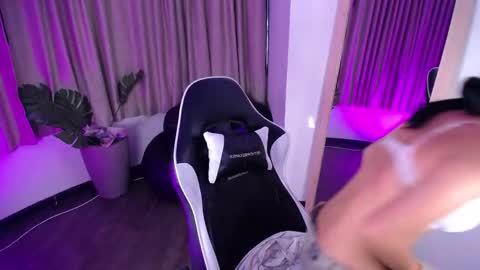 Snapshot of lexy_storm_18 chatting on April 25, 2026, 9:01 pm lexy_storm_18 online show from April 25, 2026, 9:01 pm