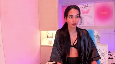 Snapshot of lexyquinn_ chatting on October 23, 2025, 4:12 am L I A online show from October 23, 2025, 4:12 am