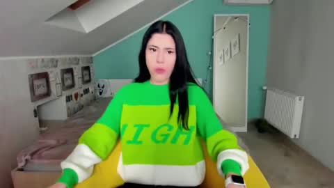 lexyswett online show from February 11, 2025, 8:10 pm