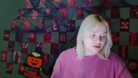 Leyla online show from November 1, 2025, 7:21 am