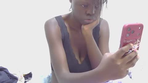 Snapshot of leylani69 chatting on July 13, 2026, 4:26 am laylani69 online show from July 13, 2026, 4:26 am