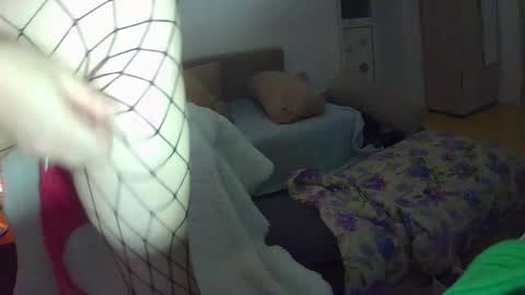 Leysun7 online show from November 15, 2025, 3:04 am