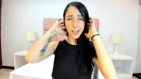 lhiamfitt online show from December 27, 2024, 8:02 am