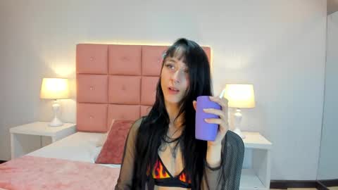 lhiamfitt online show from March 1, 2025, 4:47 am