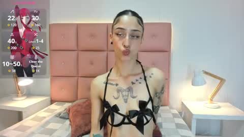 lhiamfitt online show from September 21, 2025, 11:39 pm