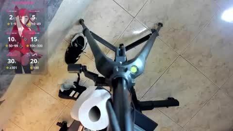 lhiamfitt online show from September 25, 2025, 5:44 am