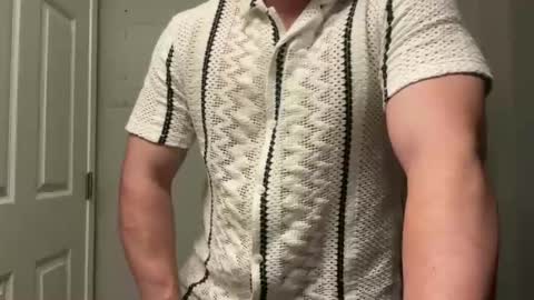 lhotboyl online show from October 16, 2025, 6:09 pm