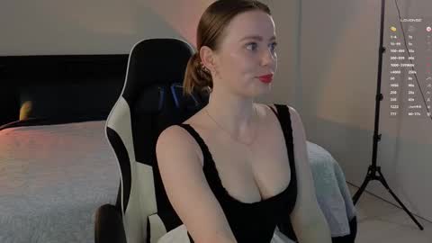 Linda my FANSLY  red fury online show from September 15, 2025, 12:32 am