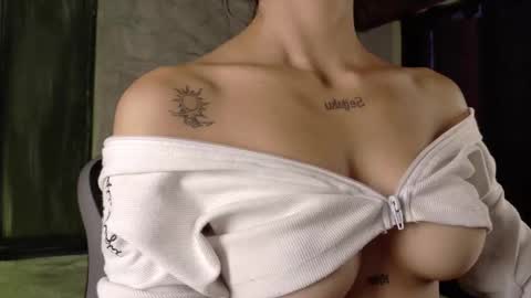 lia__summer online show from February 6, 2026, 2:09 pm