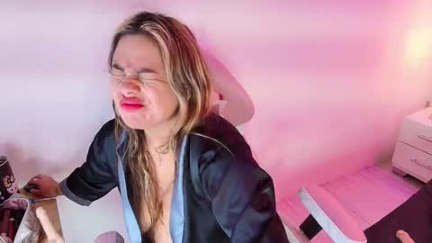 Lia  online show from February 1, 2026, 3:54 pm