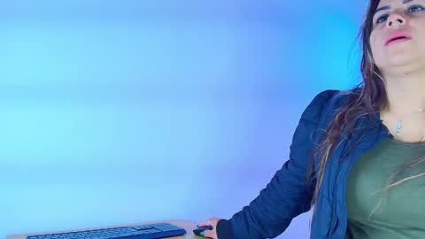 Lia  online show from March 3, 2026, 3:34 am