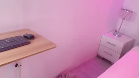 Lia  online show from July 15, 2026, 3:01 am