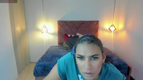  LIA  online show from May 25, 2026, 7:09 pm