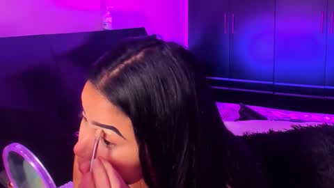 Lia  online show from April 22, 2026, 6:53 pm