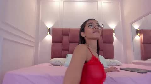 Lia online show from January 22, 2025, 7:35 am