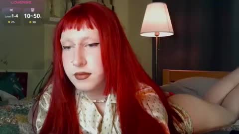 Snapshot of lia_grl chatting on June 17, 2026, 12:02 am lia_grl online show from June 17, 2026, 12:02 am