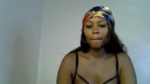 lia online show from October 11, 2025, 2:11 am