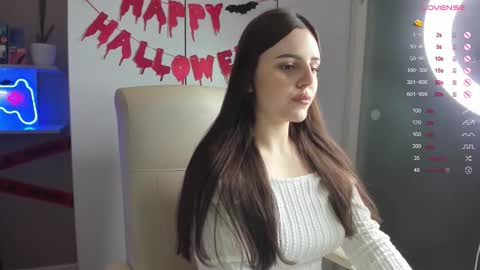 Snapshot of lia_lil chatting on November 1, 2025, 2:30 pm Lia online show from November 1, 2025, 2:30 pm