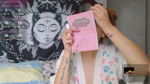 Lia Monroe online show from January 8, 2025, 5:15 pm