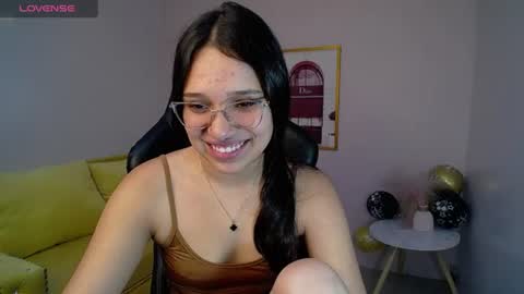 lia_rose_ch online show from July 3, 2026, 12:22 pm