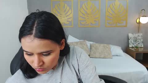 Lia  online show from January 15, 2025, 2:17 am