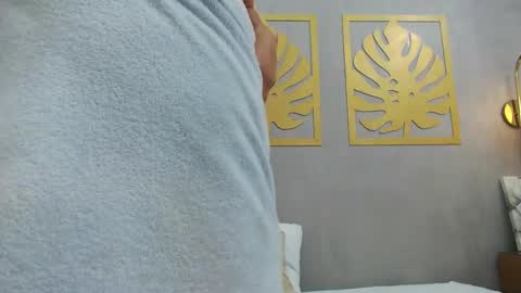 Lia  online show from January 15, 2025, 9:35 am