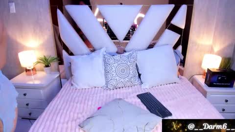 Alejandra online show from March 5, 2026, 5:36 am