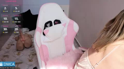 Snapshot of lia_summer1 chatting on June 3, 2026, 6:35 pm lia summer1 online show from June 3, 2026, 6:35 pm