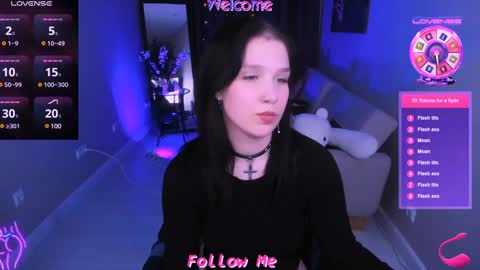 Snapshot of lia_xxgirl chatting on December 15, 2024, 10:07 am Lia online show from December 15, 2024, 10:07 am