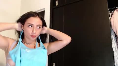   lia  online show from January 29, 2025, 11:14 pm